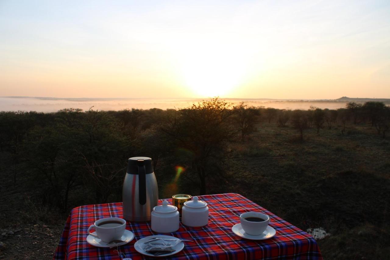 Osero Serengeti Luxury Tented Camp Banagi Luaran gambar