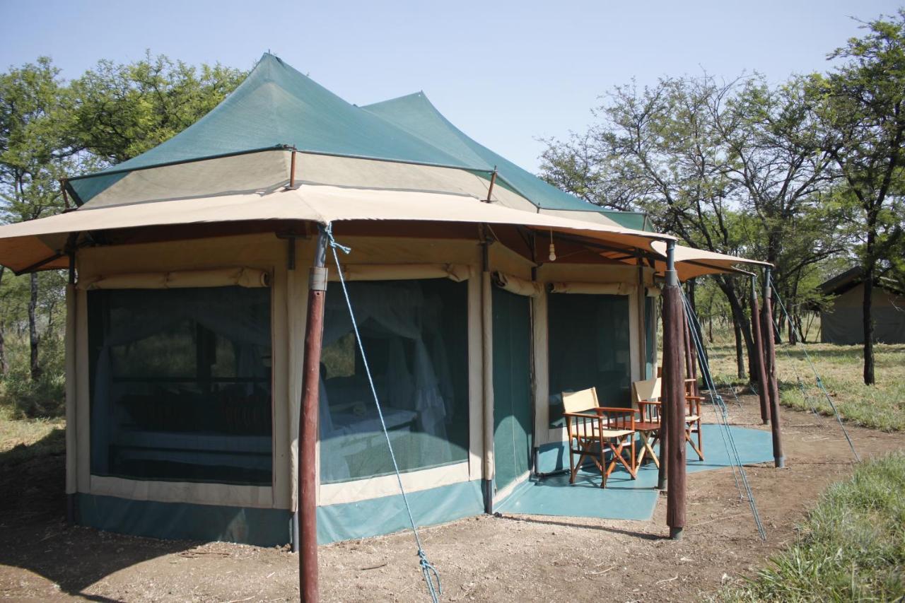 Osero Serengeti Luxury Tented Camp Banagi Luaran gambar