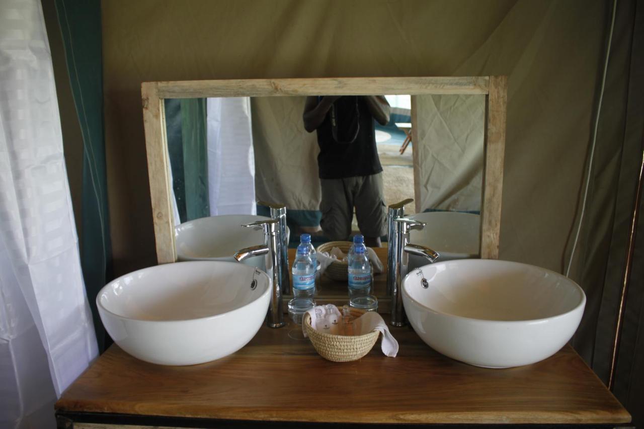 Osero Serengeti Luxury Tented Camp Banagi Luaran gambar